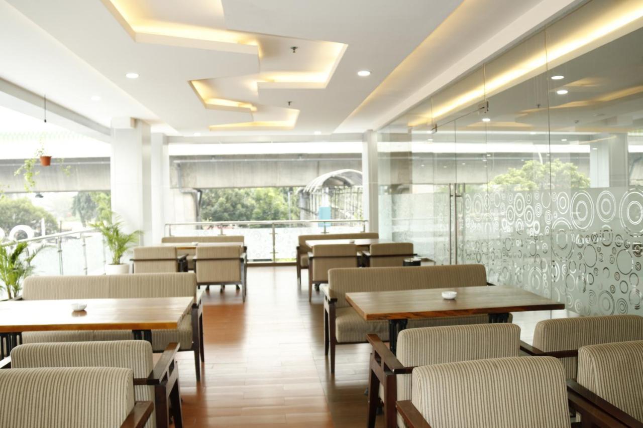 特拉兹树酒店 雅加达 外观 照片